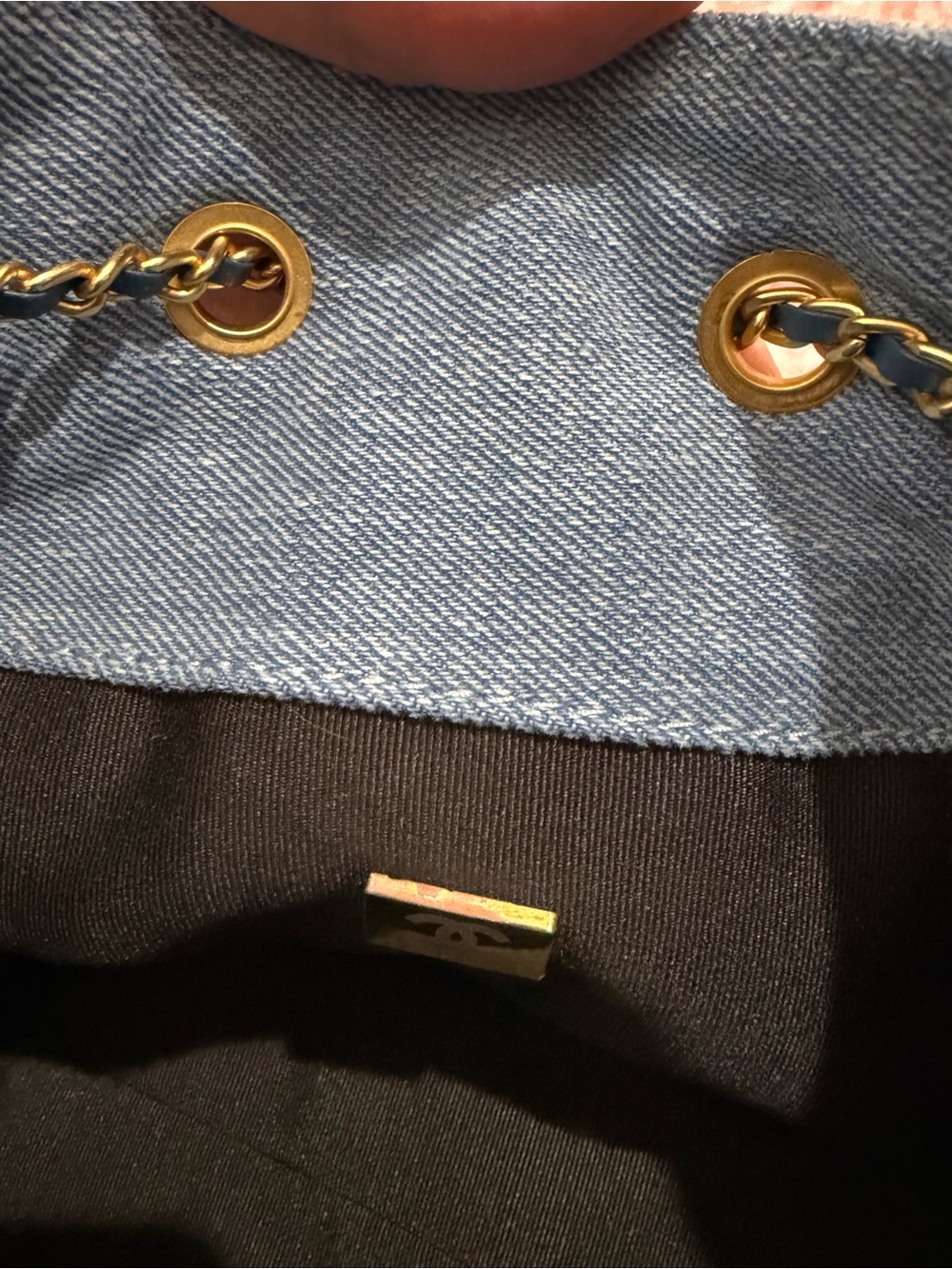 Chanel Small Denim 25 Hobo - Picture 4 of 16
